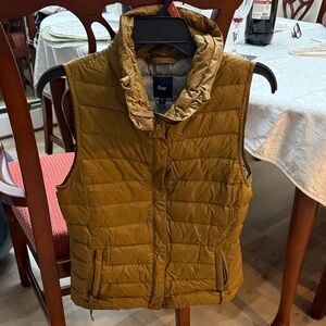 GAP Khaki Quilted Vest